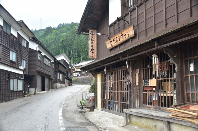 白峰重要伝統的建造物保存地区の街並み（）